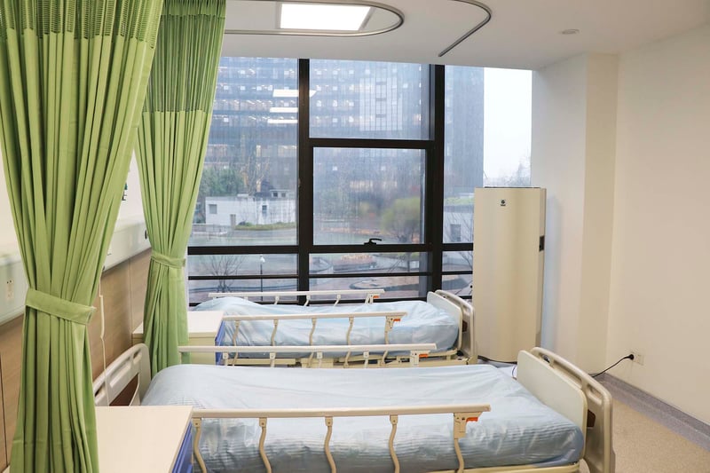 New South town hospital room